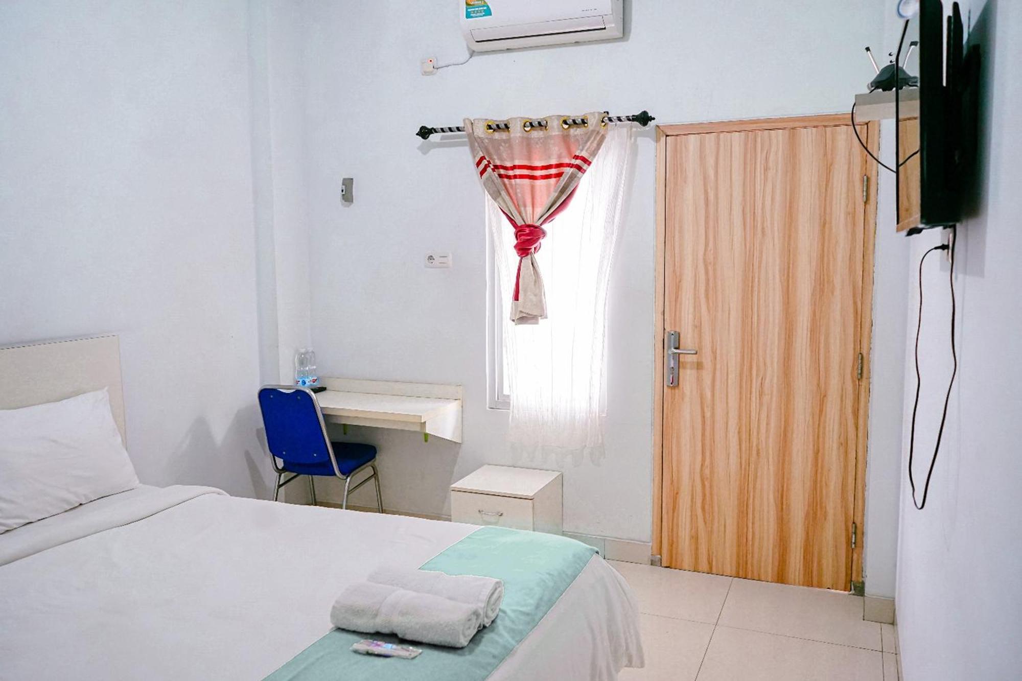 Griya Safitri Syariah Hostel